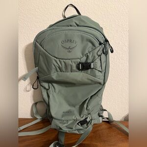 Osprey Glade 12 Ski Snowboard Backpack